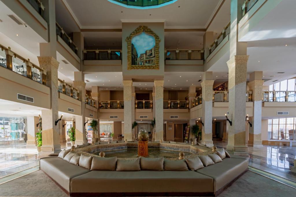 منتجع وسبا صني دايز إل بالاسيو